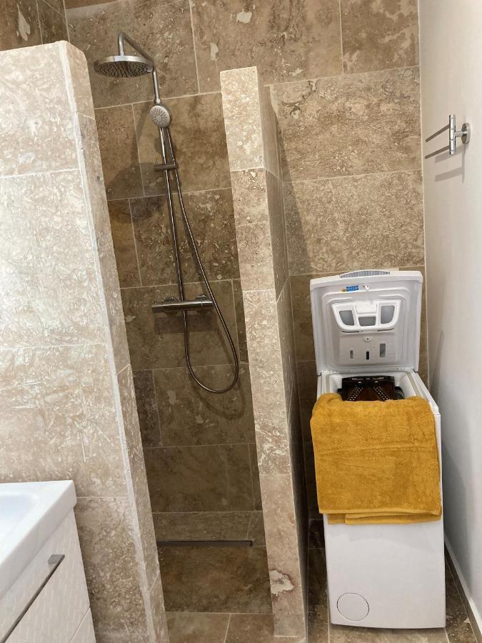 Charmant Studio dans villa - parking - jardin La Seyne-sur-Mer Extérieur photo