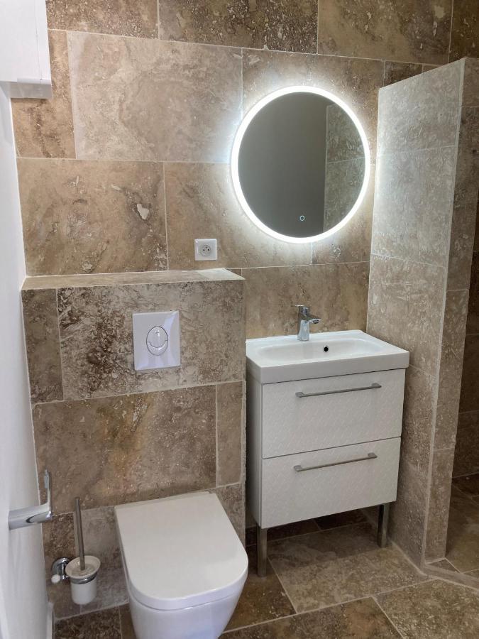 Charmant Studio dans villa - parking - jardin La Seyne-sur-Mer Extérieur photo